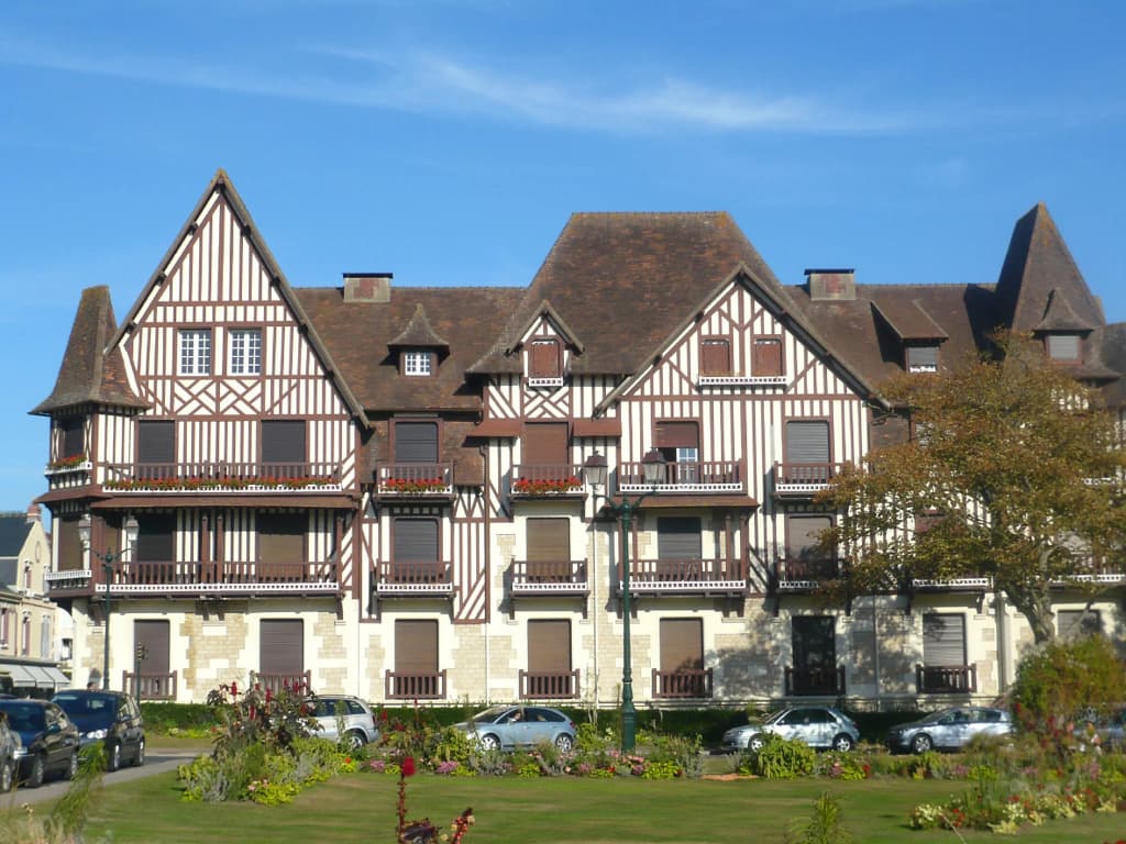 Apartment Le Normandie Home - Photo 1