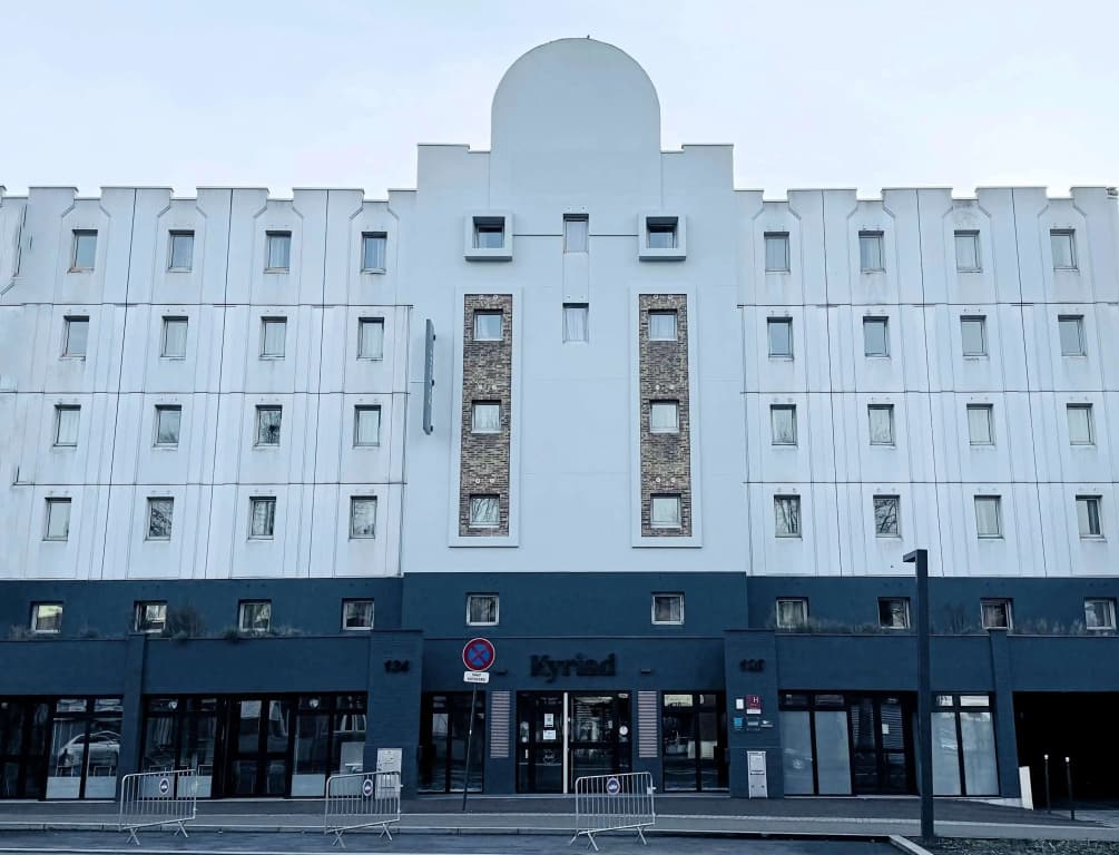 Hotel Kyriad Le Bourget Centre-Parc des Expositions - Photo 1