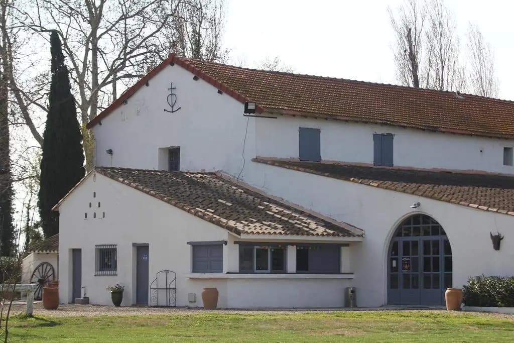 La roulotte "Les Saintes" - Photo 1