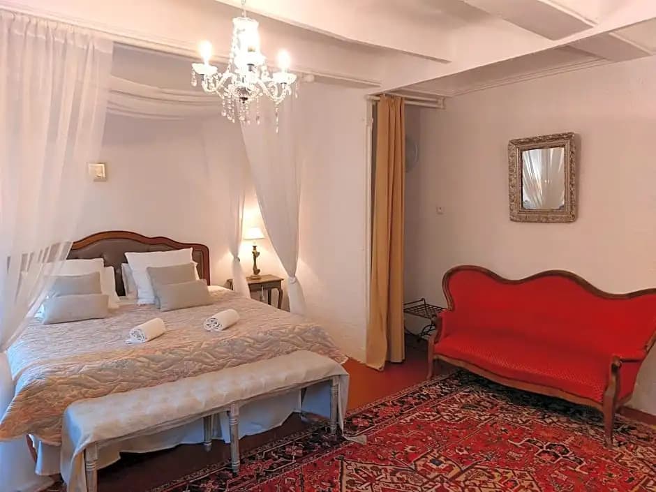 LA MAISON BARNOIN - gîtes et chambres - Photo 4