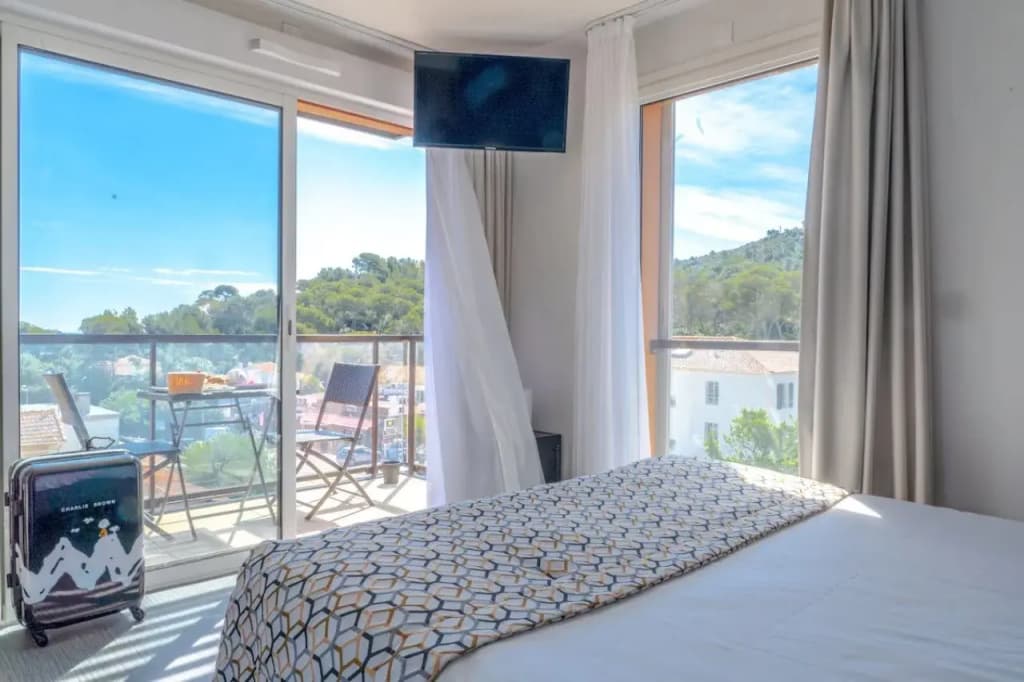 Sure Hotel by Best Western Saint-Raphael Le Dramont - Miniature 8