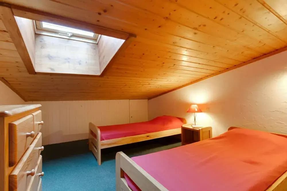 Comfortable Alpine Living - Miniature 6