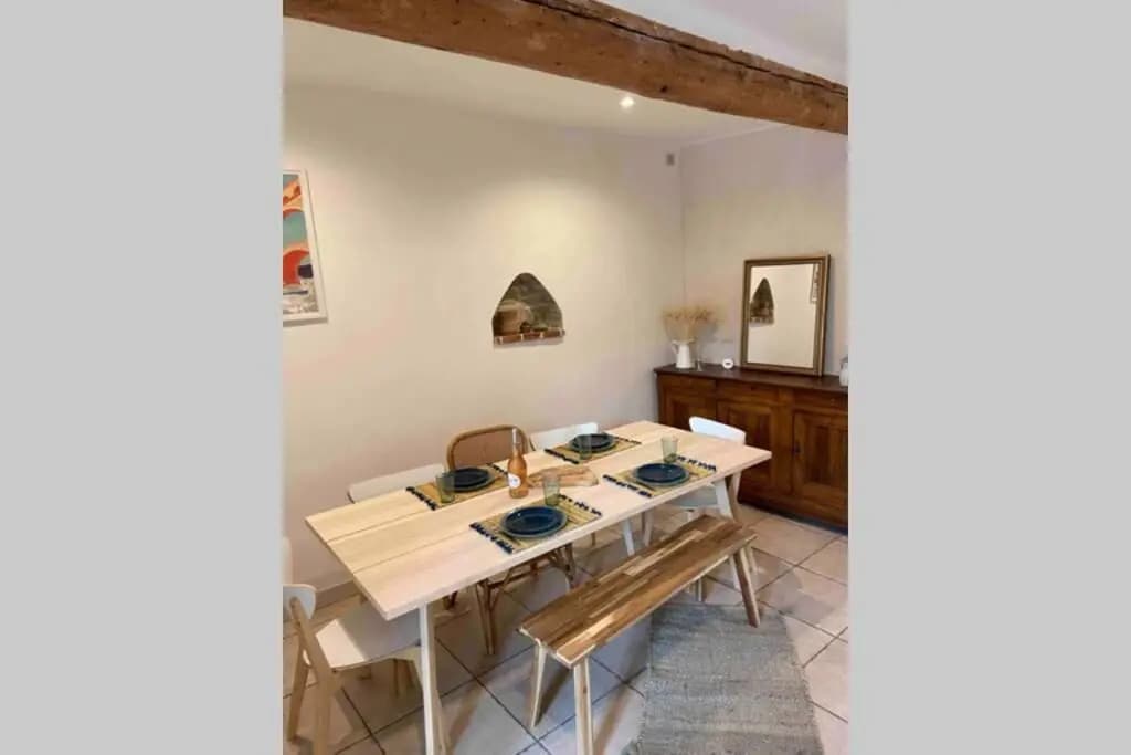 Superbe appartement en pierre fraîchement rénové - Photo 2