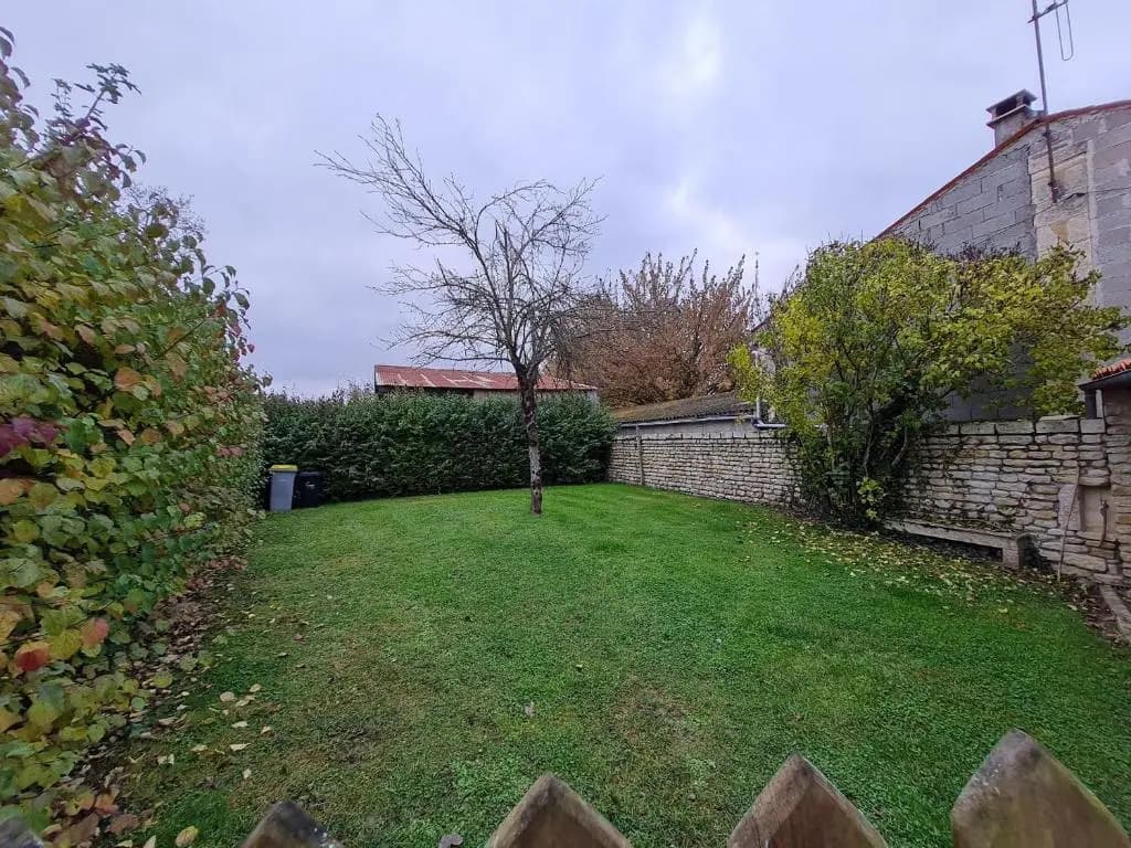 Gîte Benet, 3 pièces, 4 personnes - FR-1-426-139 - Miniature 8