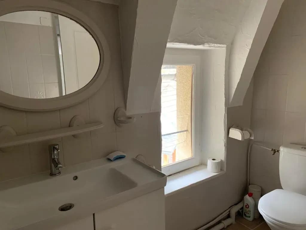 Appartement Duplex avec Wifi proche du centre - Miniature 6