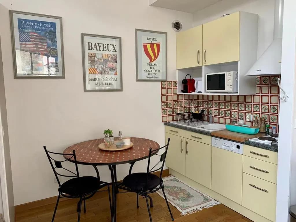 Tiny house au cœur de Bayeux - Miniature 7