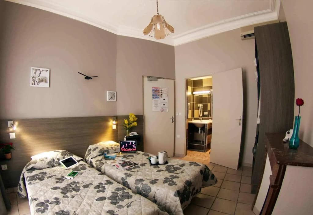 Le Strasbourg Hotel - Miniature 7