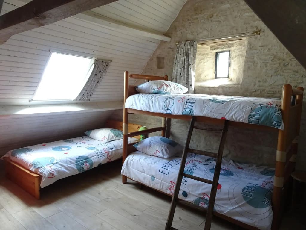 Country House on a Beautiful Medieval Estate - Photo 3