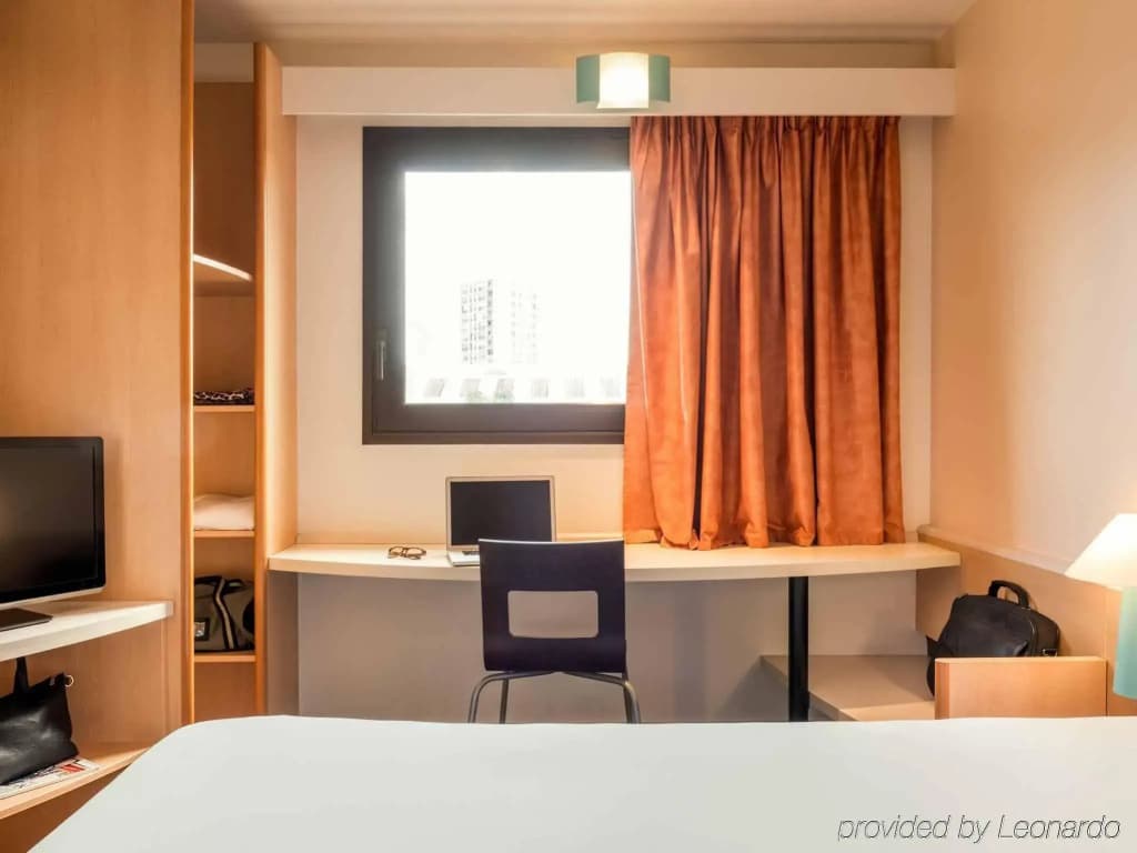 ibis Saint Gratien - Photo 3