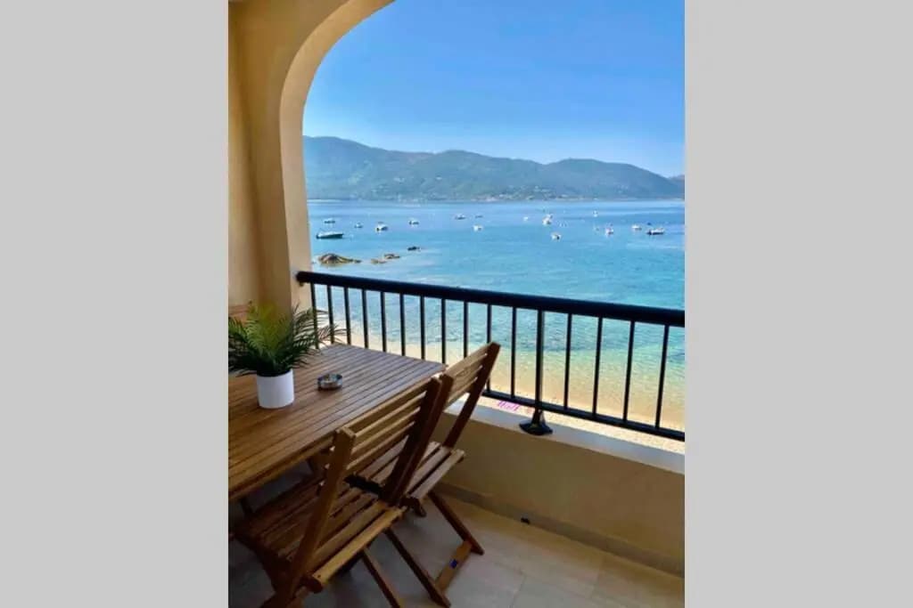 Appartement 3 pers sur la plage, accès direct mer - Miniature 8