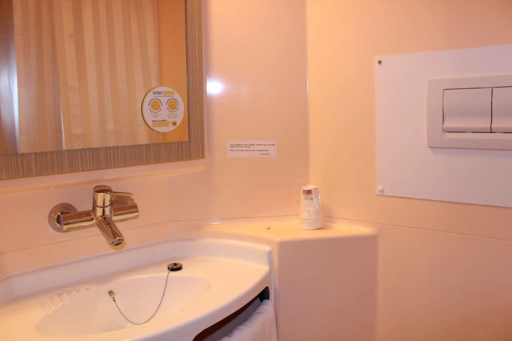 Hotel Première Classe Saint Quentin En Yvelines - Elancourt - Miniature 8