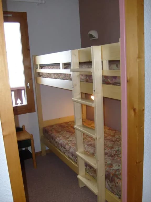 Apartment for 4 People - Miniature 6