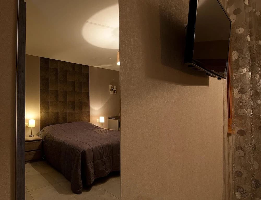 Hotel aux Deux Clefs - Photo 2