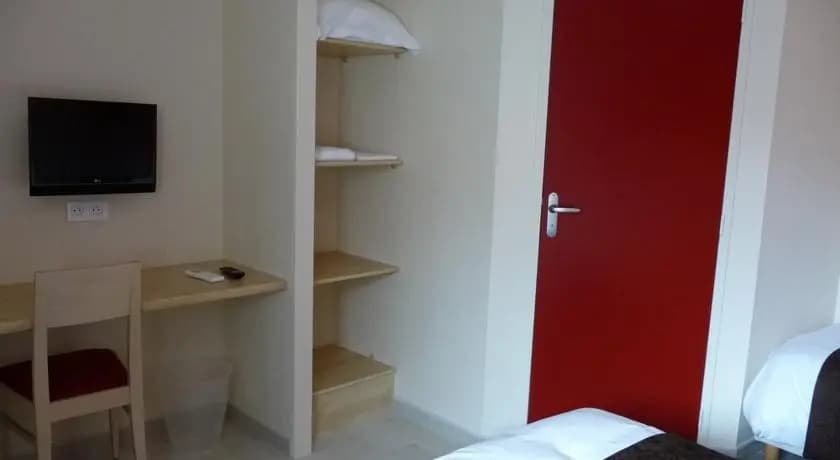 La Godiniere - Photo 5