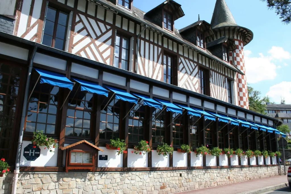 Hôtel La Potinière du Lac - Photo 1