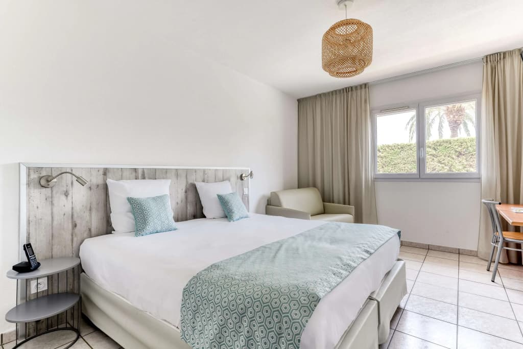 Sure Hotel by Best Western Beziers Le Monestie - Photo 3