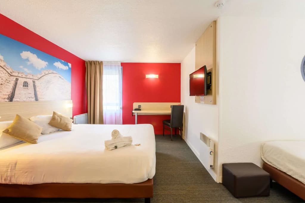 Brit Hotel Confort CAMBRAI - Photo 5