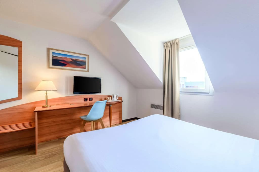 Comfort Hotel Evreux - Miniature 6