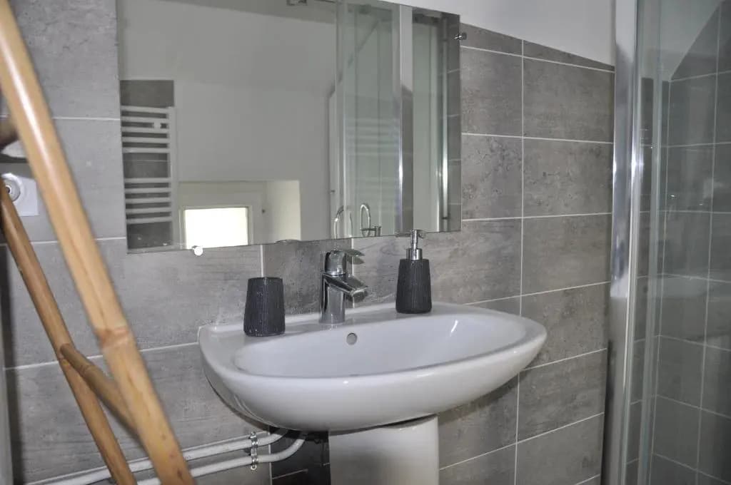 Agreable Duplex Cande Centre Ville 4/6 Places - Miniature 7
