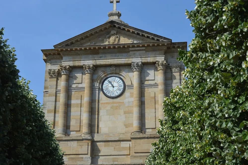 Hôtel le Terminus et son restaurant Côte à Côte - Photo 1