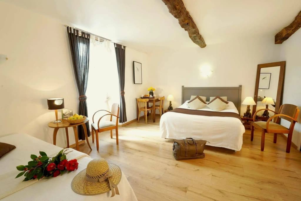 Logis Auberge La Barguillère - Photo 4