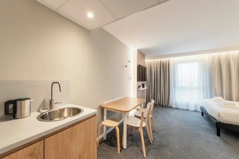 Holiday Inn Express and Suites Reims Rives De Vesle by IHG - Photo 3