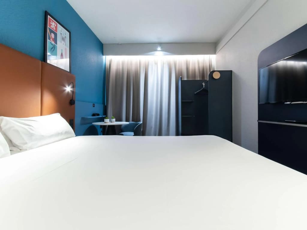 ibis Lyon Nord - Photo 1