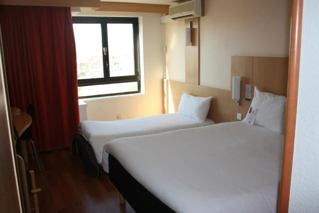 Ibis Marseille Centre Gare Saint Charles - Photo 5