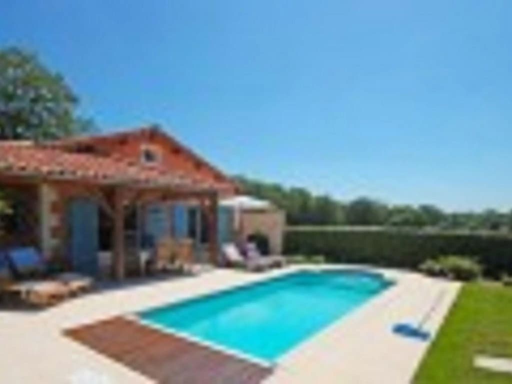 Luxury Villa in France With Private Pool - Photo 3