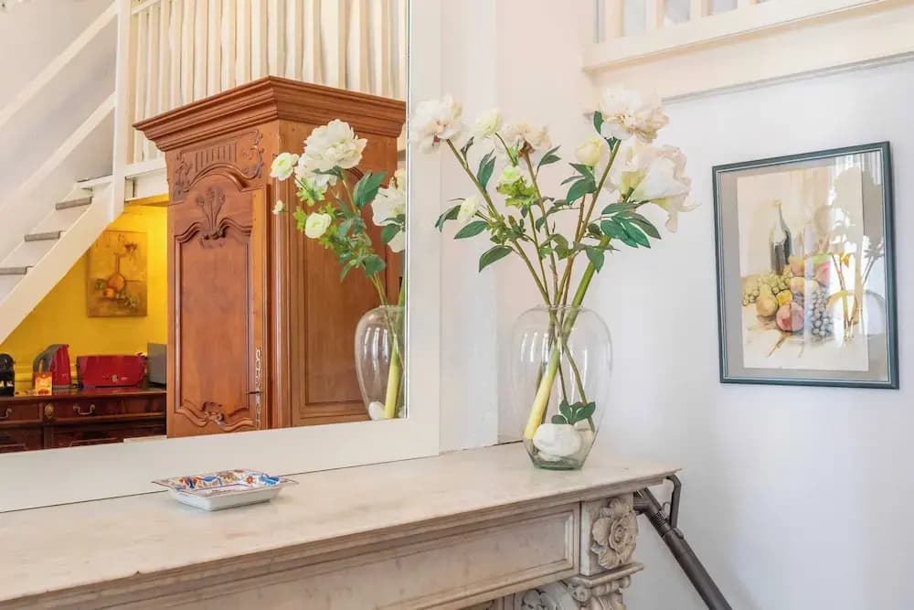 Charming Duplex With 1 Bedroom - Miniature 8
