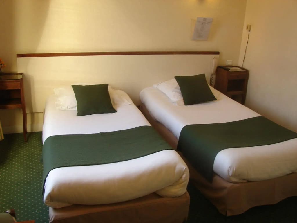 Hôtel IENA - Photo 4