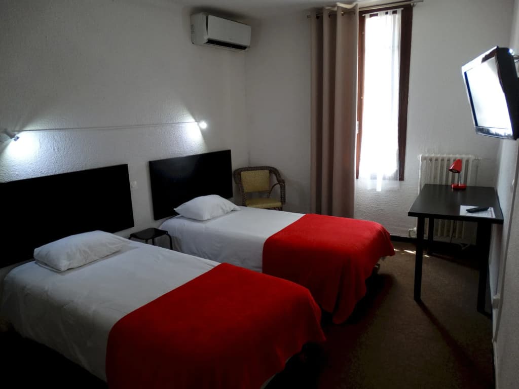 Hôtel Concorde Béziers - Photo 2