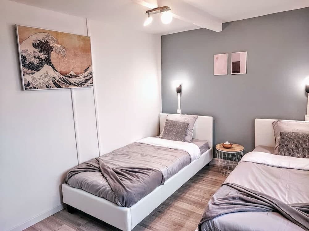 Japandi 4 Chambres Wifi Proche Parc Barbieux - Photo 4