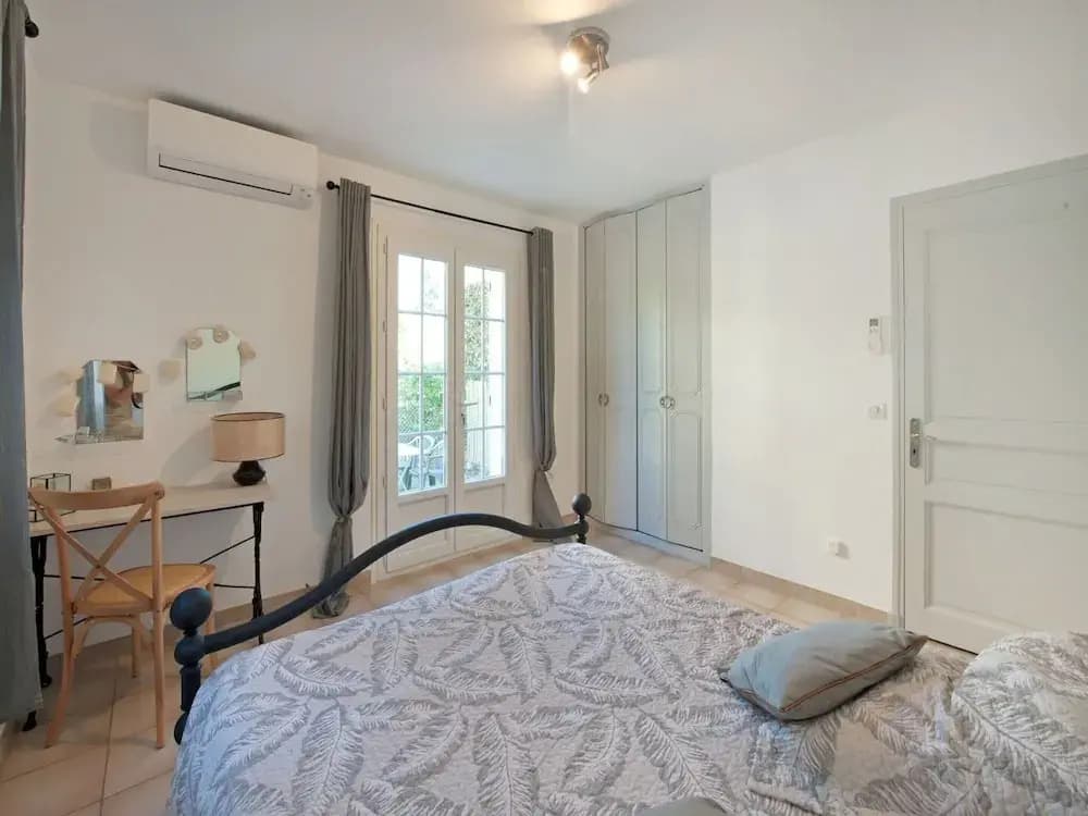 Riviera Hideaway for 2 Guests - Photo 3