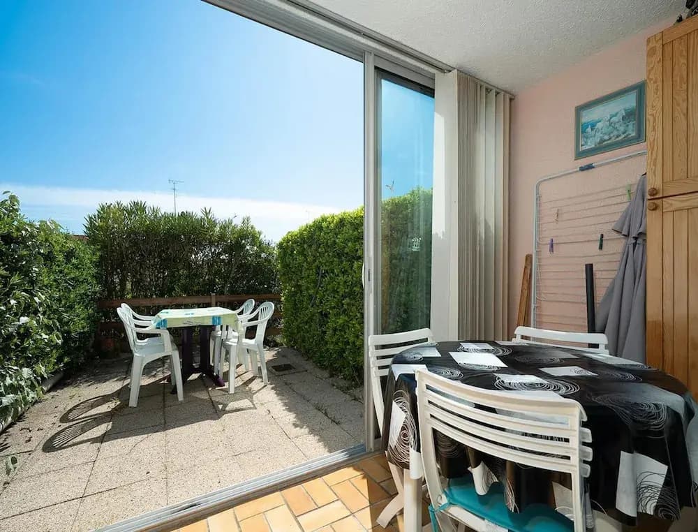 Apartment in Agde for Four Guests - Miniature 6