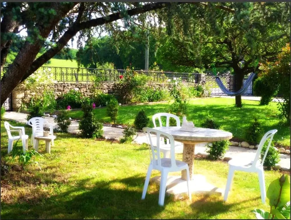 Apartment With 3 Bedrooms in Toulonjac, With Enclosed Garden and Wifi - Miniature 8