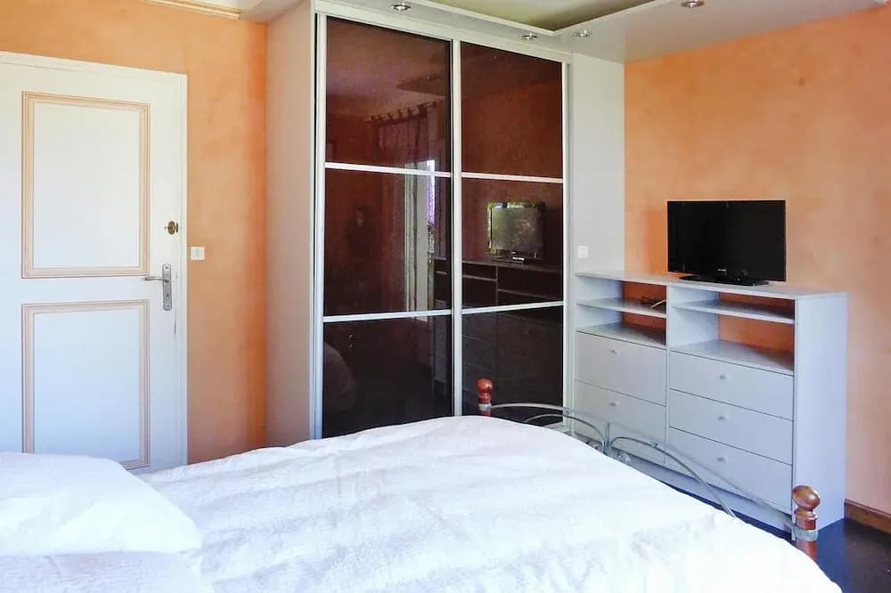 Holiday Home by Brehat Island & Sea Views - Photo 4