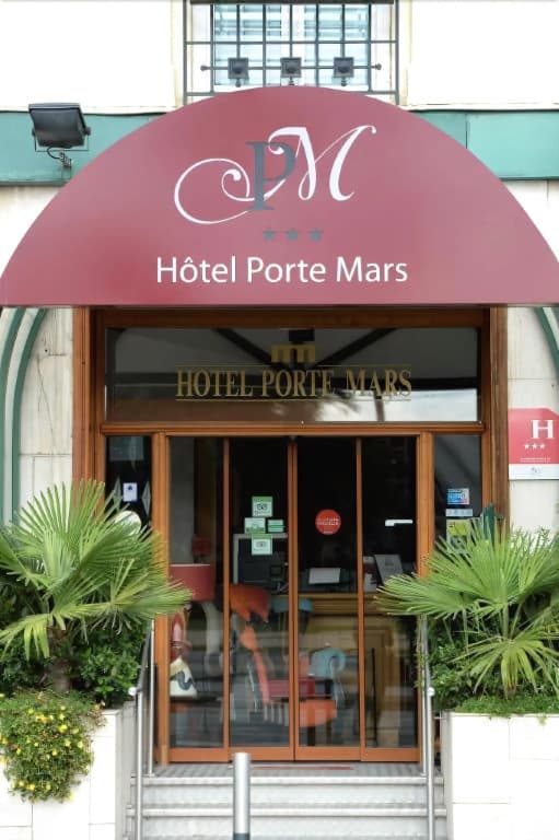 Hôtel Porte Mars Reims Gare Centre - Photo 4