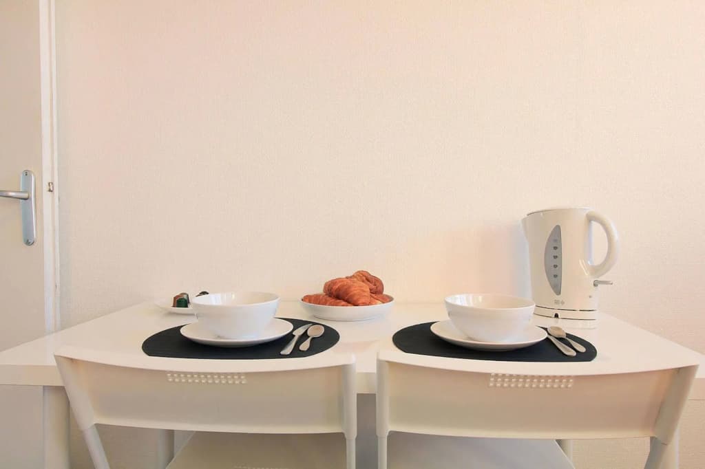 Studio Moderne Minimes - Photo 1