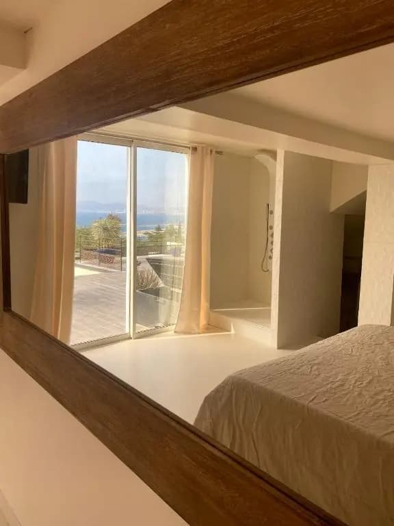 SUITE LOVE SPA VUE MER PISCINe 3 - Photo 1