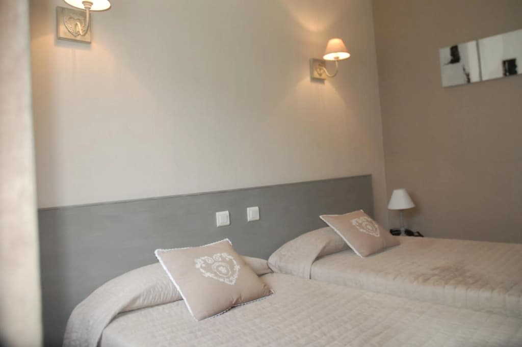 Hôtel de l'Avenue - Photo 4