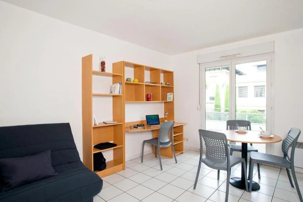 Sejours & Affaires Annecy Pont Neuf - Photo 3