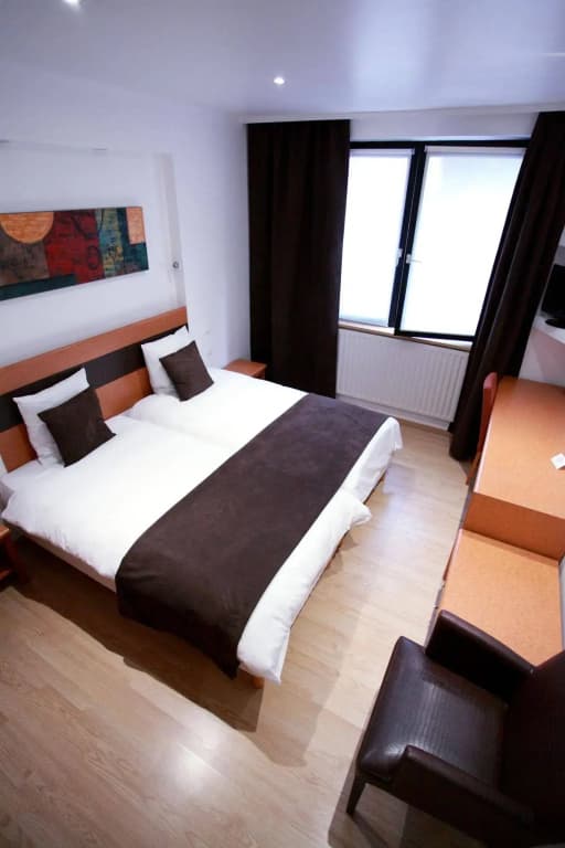 Hotel des Vosges - Photo 5