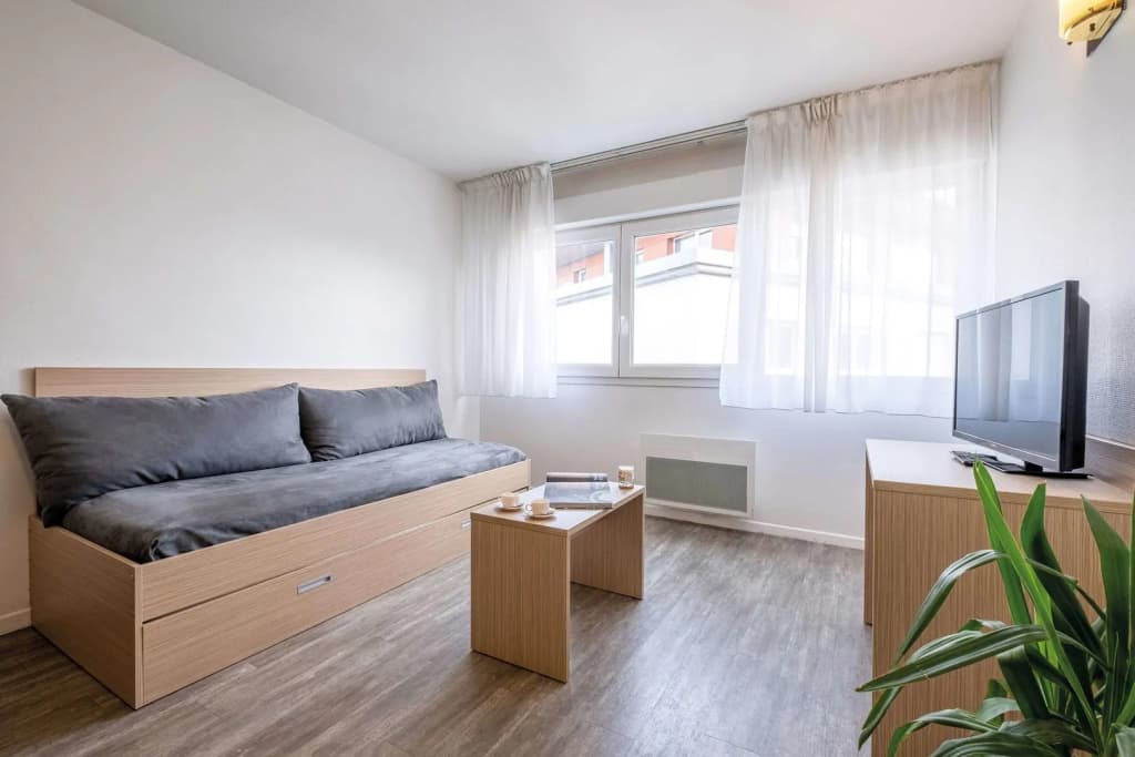 Comfort Aparthotel Les Hauts d'Annecy - Miniature 7