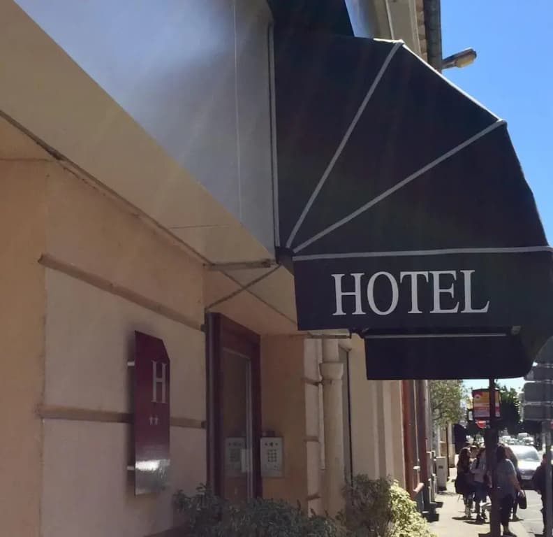 Hotel de l'Avenue - Photo 1