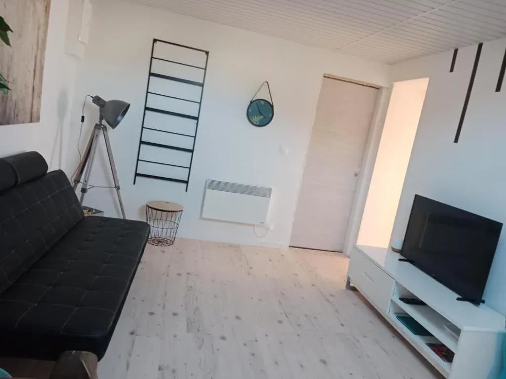 Pounette, appartement T2, centre thermes Luxeuil - Miniature 6