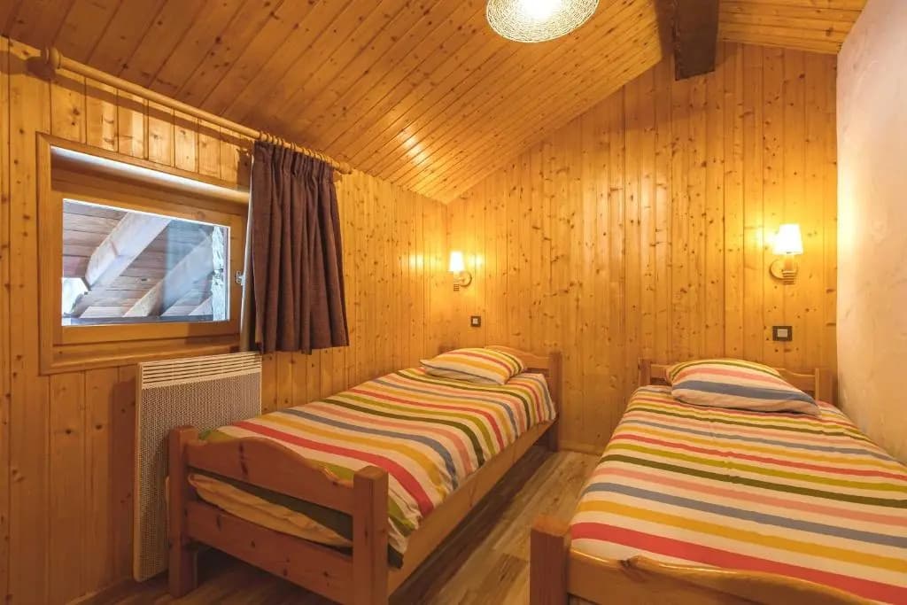 Chalet de 3 chambres avec jardin amenage et wifi a Champagny en Vanoise a 1 km des pistes - Photo 4