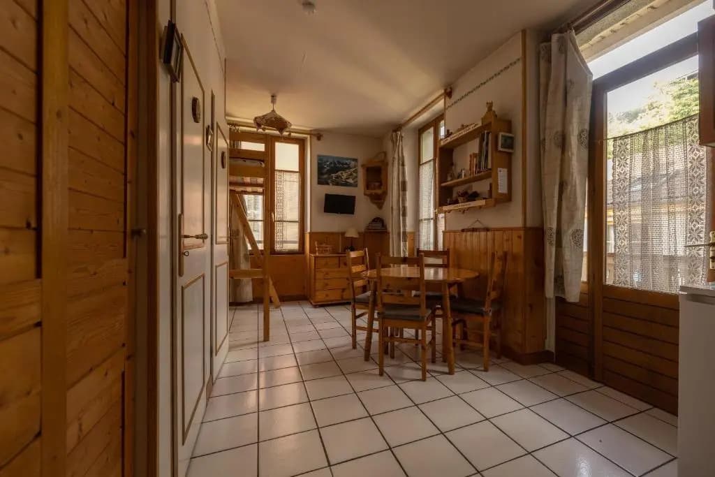 Studio en centre village St Gervais - Miniature 6