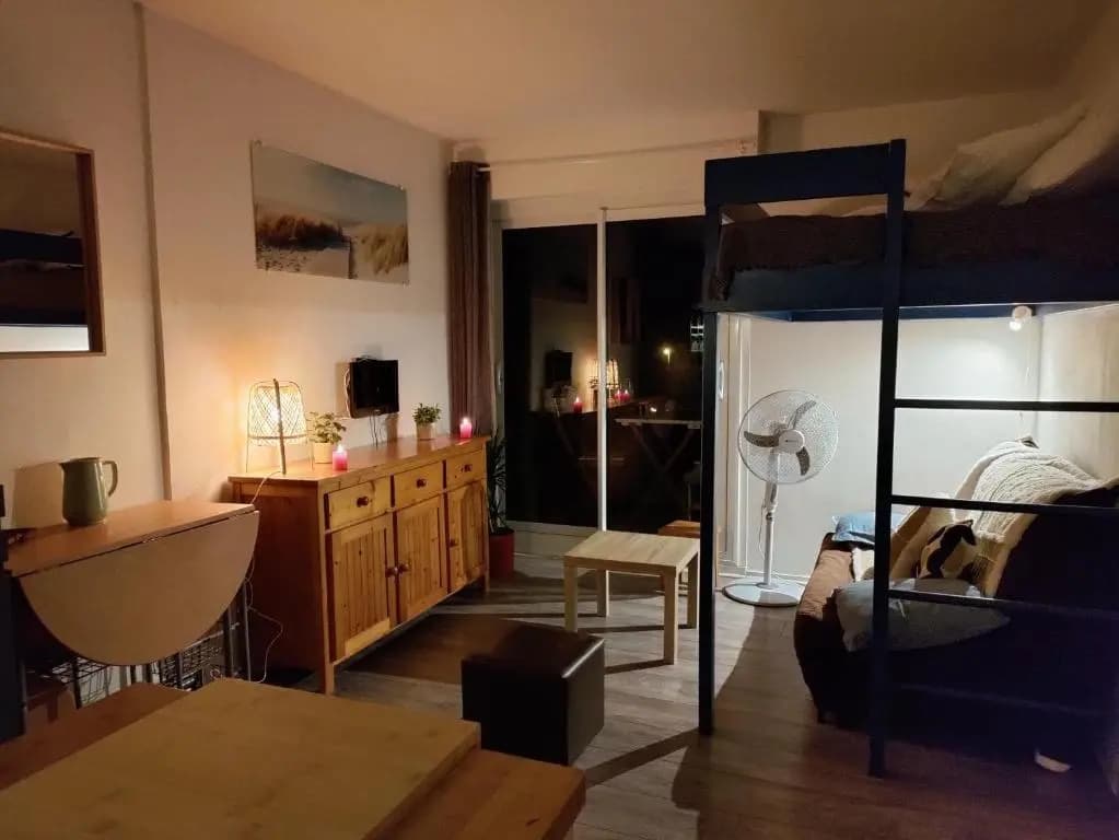studio à l'océan au dessus des pins (plage & commerces à pied) - Photo 4