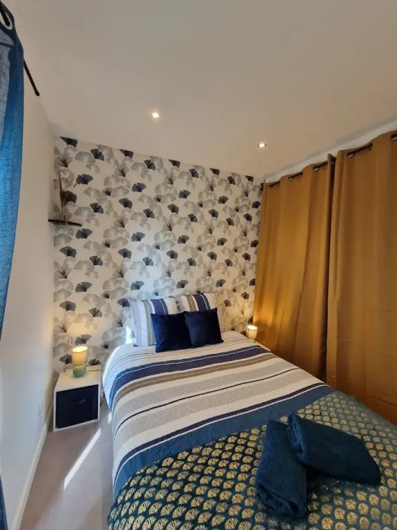Chic & Central - Your Retreat in Le Mans - Photo 3